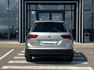 2020 Volkswagen Tiguan II, серый, 2119000 рублей, вид 5