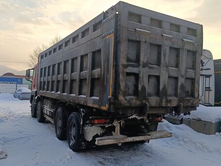 2022 Sinotruk Howo ZZ3327, красный, 4008220 рублей, вид 4