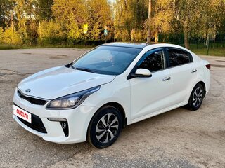 2017 Kia Rio IV, белый, 1100000 рублей, вид 2
