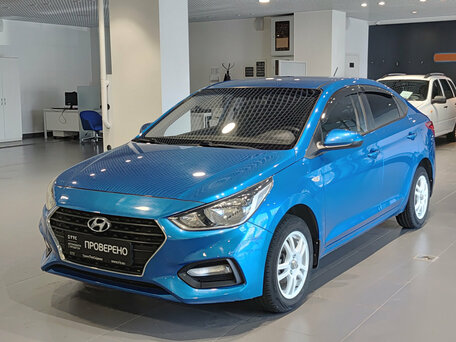 2017 Hyundai Solaris II, синий, 990000 рублей, вид 1