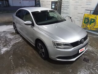 2013 Volkswagen Jetta VI, серебристый, 800000 рублей, вид 3