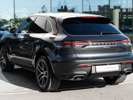 2025 Porsche Macan I Рестайлинг 2, серый, 11500000 рублей, вид 4