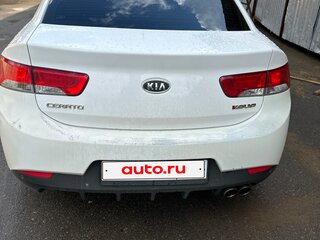 2011 Kia Cerato Koup II, белый, 800000 рублей, вид 4