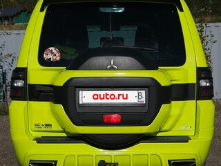 2015 Mitsubishi Pajero IV Рестайлинг 2, зелёный, 2200000 рублей, вид 5