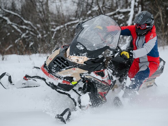 2025 AODES (Odes) Snowcross 1000, бежевый, 999000 рублей