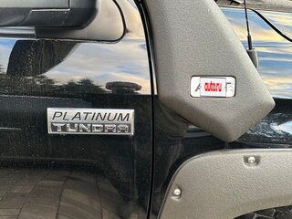 2018 Toyota Tundra CrewMax II Рестайлинг, чёрный, 9000000 рублей, вид 3