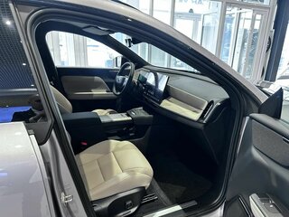 2025 Volvo XC70 III, серебристый, 8000000 рублей, вид 5
