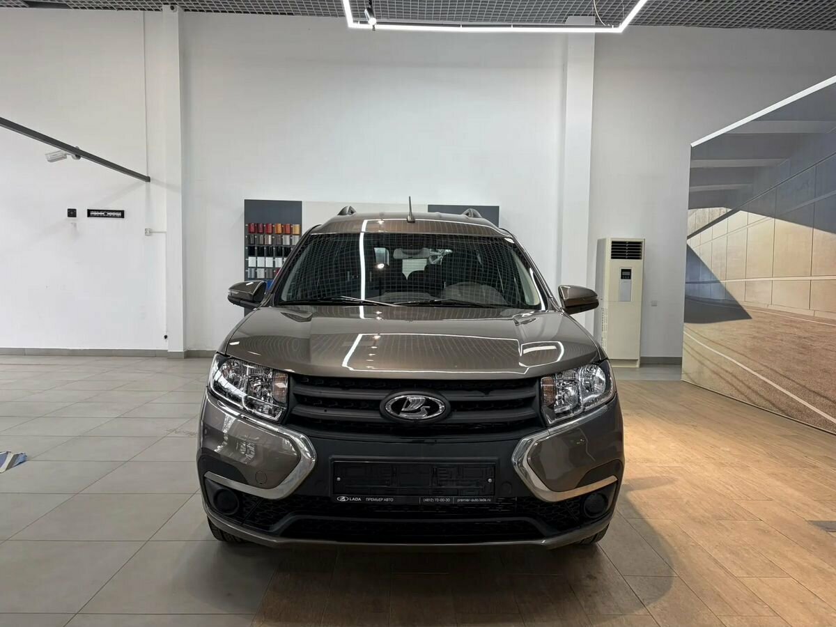 Открыть фотографии: Lada (ВАЗ) Largus I Рестайлинг