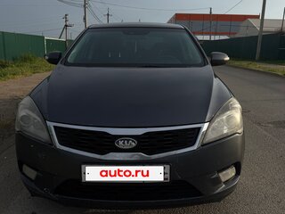 2010 Kia Ceed I Рестайлинг, серый, 620000 рублей, вид 4