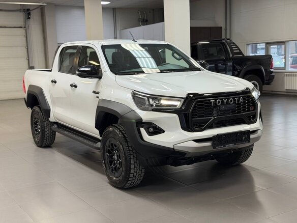 2025 Toyota Hilux VIII Рестайлинг 2, белый, 7290000 рублей - вид 6