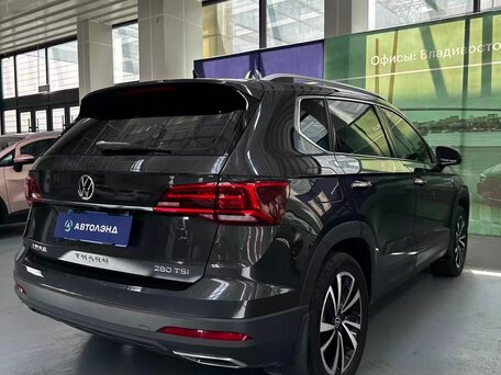 2022 Volkswagen Tharu I, серый, 2209400 рублей, вид 4