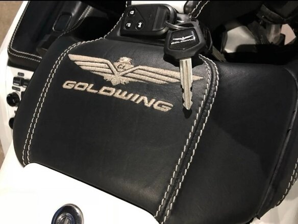 2012 Honda GL 1800 Gold Wing, белый, 1800000 рублей - вид 13