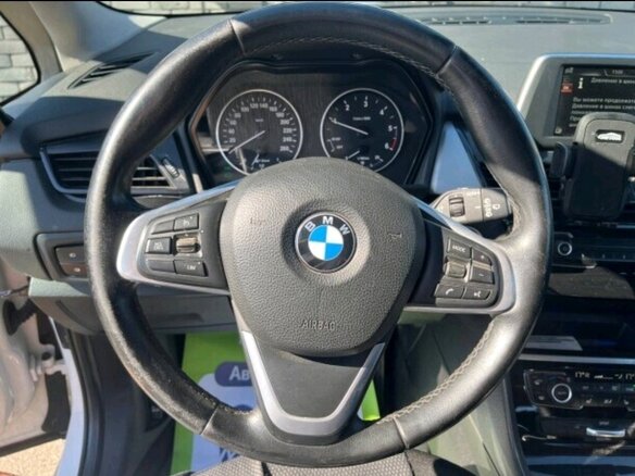 2016 BMW 2 серии Gran Tourer Gran Tourer 216d F46, белый, 1100000 рублей - вид 9