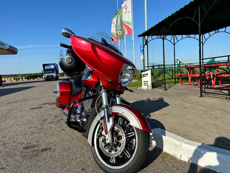 2012 Victory Cross Country, красный, 670000 рублей, вид 1