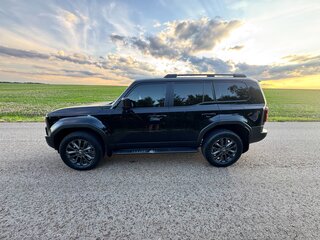 2025 Toyota Land Cruiser Prado 250 Series, чёрный, 10800000 рублей, вид 3