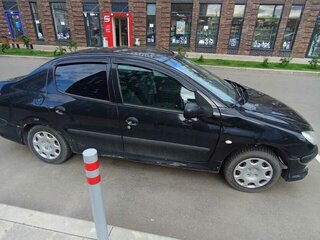 2008 Peugeot 206, чёрный, 180000 рублей, вид 2
