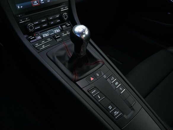 2018 Porsche 911 GT3 991 Рестайлинг, белый - вид 17