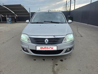 2011 Renault Logan I Рестайлинг, серебристый, 550000 рублей, вид 2