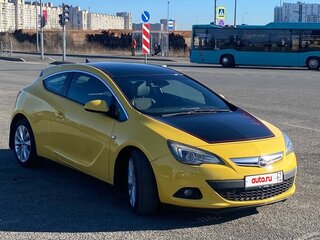 2013 Opel Astra GTC J Рестайлинг, жёлтый, 750000 рублей, вид 1