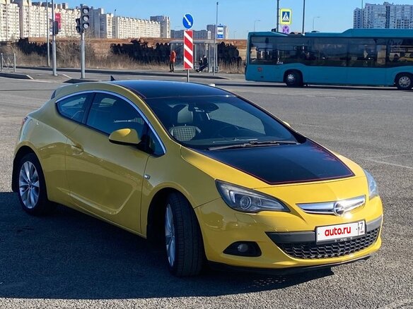 2013 Opel Astra GTC J Рестайлинг, жёлтый, 750000 рублей