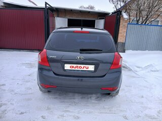 2011 Kia Ceed I Рестайлинг, серый, 520000 рублей, вид 4