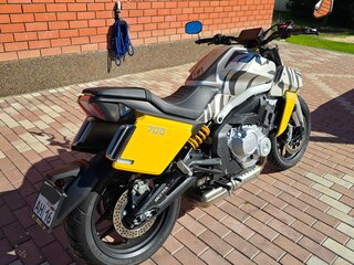 Benda LFS 700