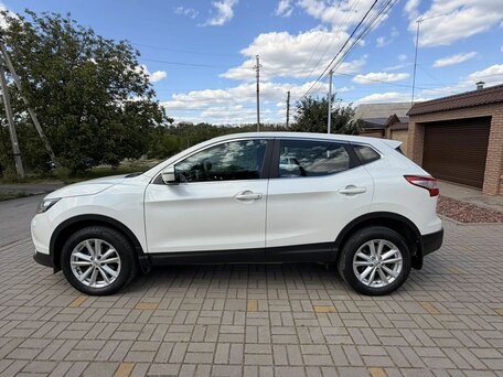 2014 Nissan Qashqai II, белый, 1550000 рублей, вид 3