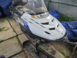 2011 Polaris Widetrak LX, белый, 900000 рублей, вид 1