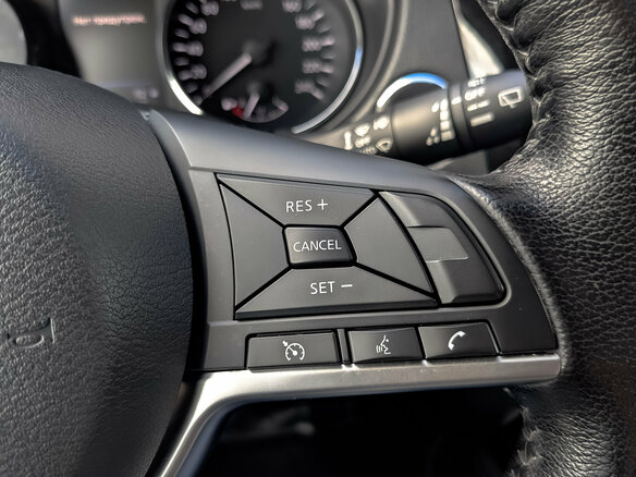 2021 Nissan X-Trail III Рестайлинг, оранжевый, 2420000 рублей - вид 27