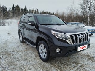 2015 Toyota Land Cruiser Prado 150 Series Рестайлинг 1, чёрный, 3500000 рублей, вид 3