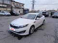 2013 Kia Optima III, белый, 730000 рублей