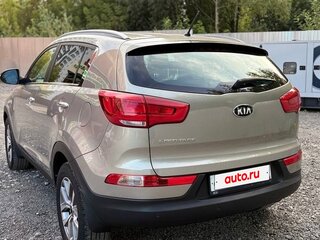2015 Kia Sportage III Рестайлинг, серебристый, 1620000 рублей, вид 4