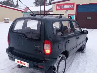2003 Chevrolet Niva I, зелёный, 270000 рублей, вид 3