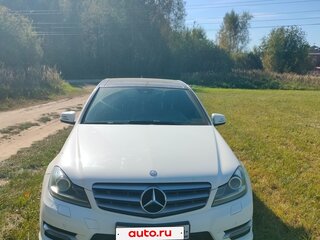 2013 Mercedes-Benz C-Класс 180 III (W204) Рестайлинг, белый, 1500000 рублей, вид 2