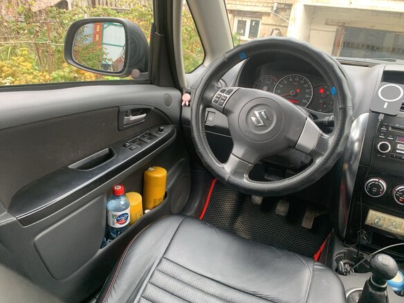 2008 Suzuki SX4 I (Classic), красный - вид 5