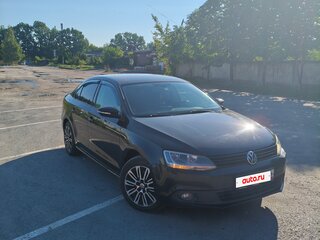 2011 Volkswagen Jetta VI, чёрный, 1000000 рублей, вид 3