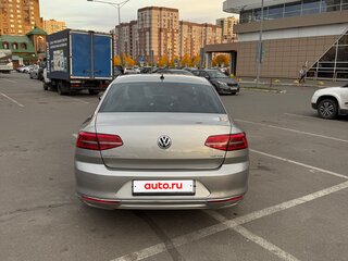 2017 Volkswagen Passat DSG6 B8, серебристый, 2100000 рублей, вид 5