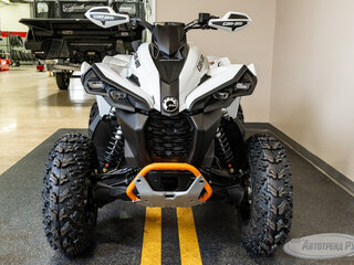 2026 BRP Can-Am Renegade X XC 1000R T, серебристый, 2550000 рублей, вид 4