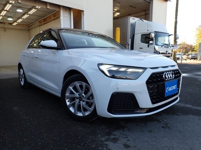 Открыть фотографии: Audi A1 II (GB)