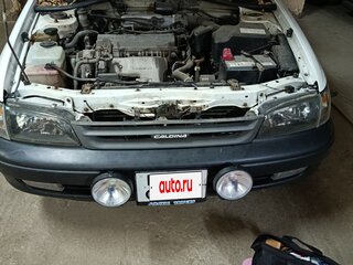 2001 Toyota Caldina I Рестайлинг, белый, 470000 рублей, вид 4