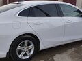 2019 Chevrolet Malibu IX Рестайлинг, белый, 1550000 рублей - вид 4