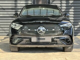 2026 Mercedes-Benz GLC Coupe 300 II (C254), чёрный, 10690000 рублей, вид 2