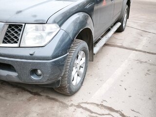 2008 Nissan Navara (Frontier) III (D40), серый, 870000 рублей, вид 1