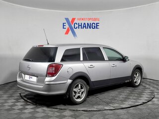 2011 Opel Astra H Рестайлинг, серебристый, 434610 рублей, вид 5