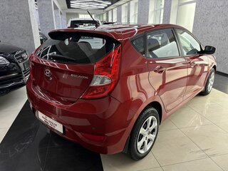 2013 Hyundai Solaris I, красный, 965000 рублей, вид 5