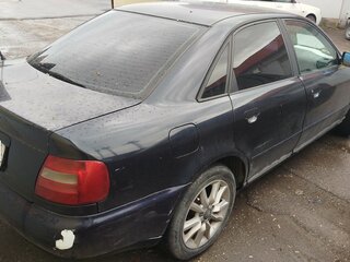 1998 Audi A4 I (B5), синий, 220000 рублей, вид 2