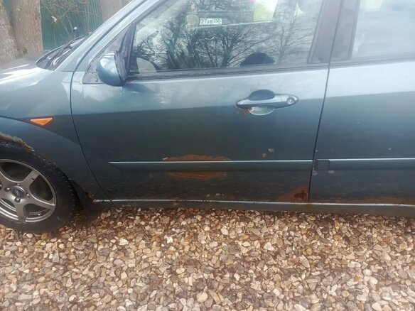 2002 Ford Focus I Рестайлинг, зелёный - вид 3
