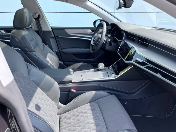 2026 Audi A7 L 45 TFSI II (4K), чёрный, 6630000 рублей - вид 16
