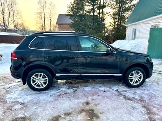 2011 Volkswagen Touareg II, чёрный, 1700000 рублей, вид 5