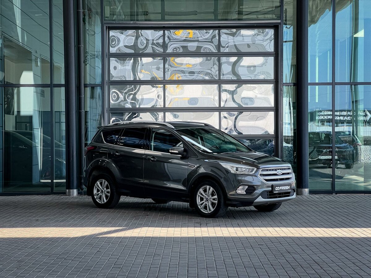 Открыть фотографии: Ford Kuga II Рестайлинг